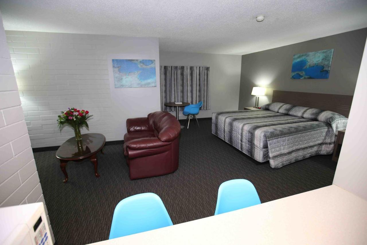Travelodge By Wyndham แกรนด์แพร์รี ภายนอก รูปภาพ
